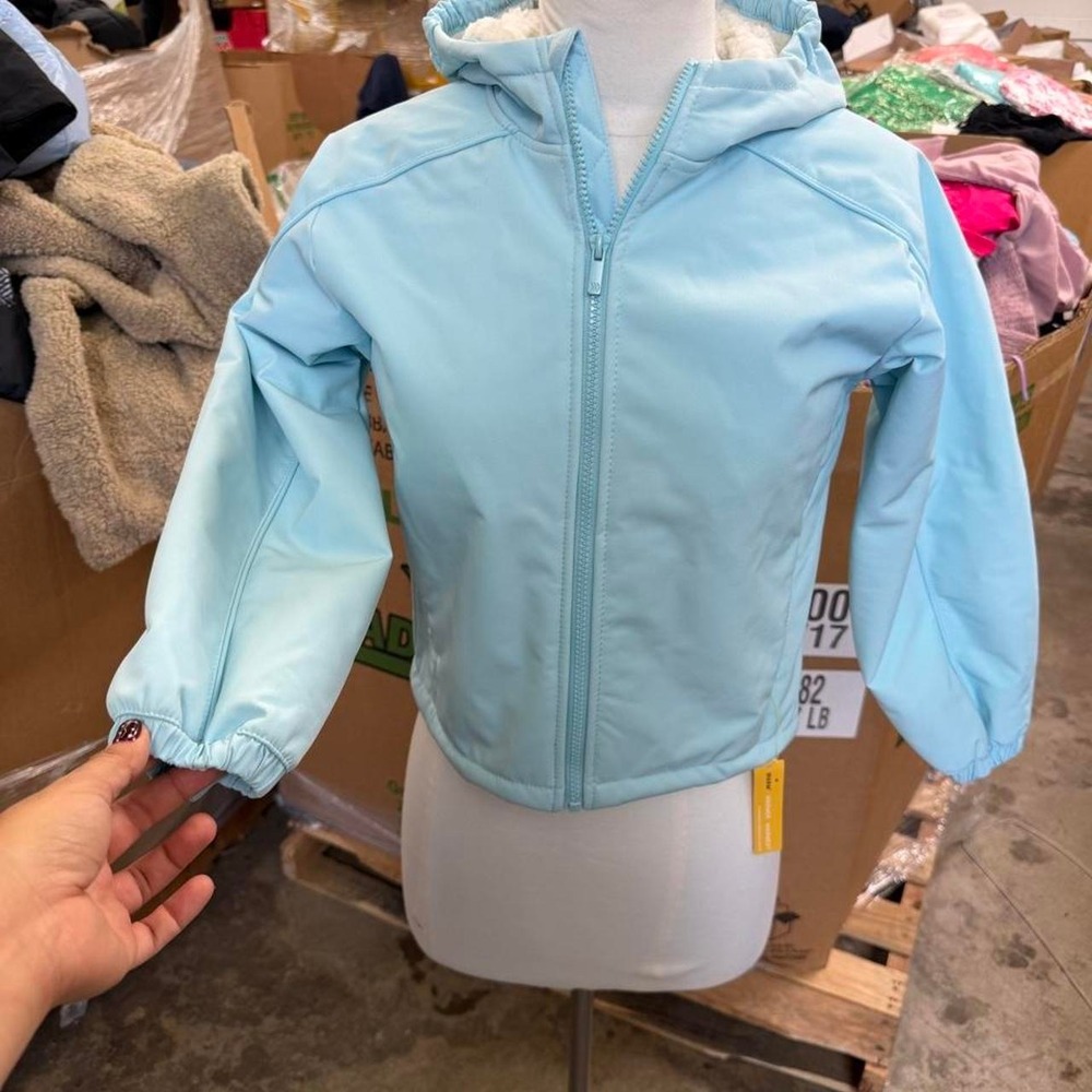 Brand new with tags All in Motion kids softshell fleece jacket 💙